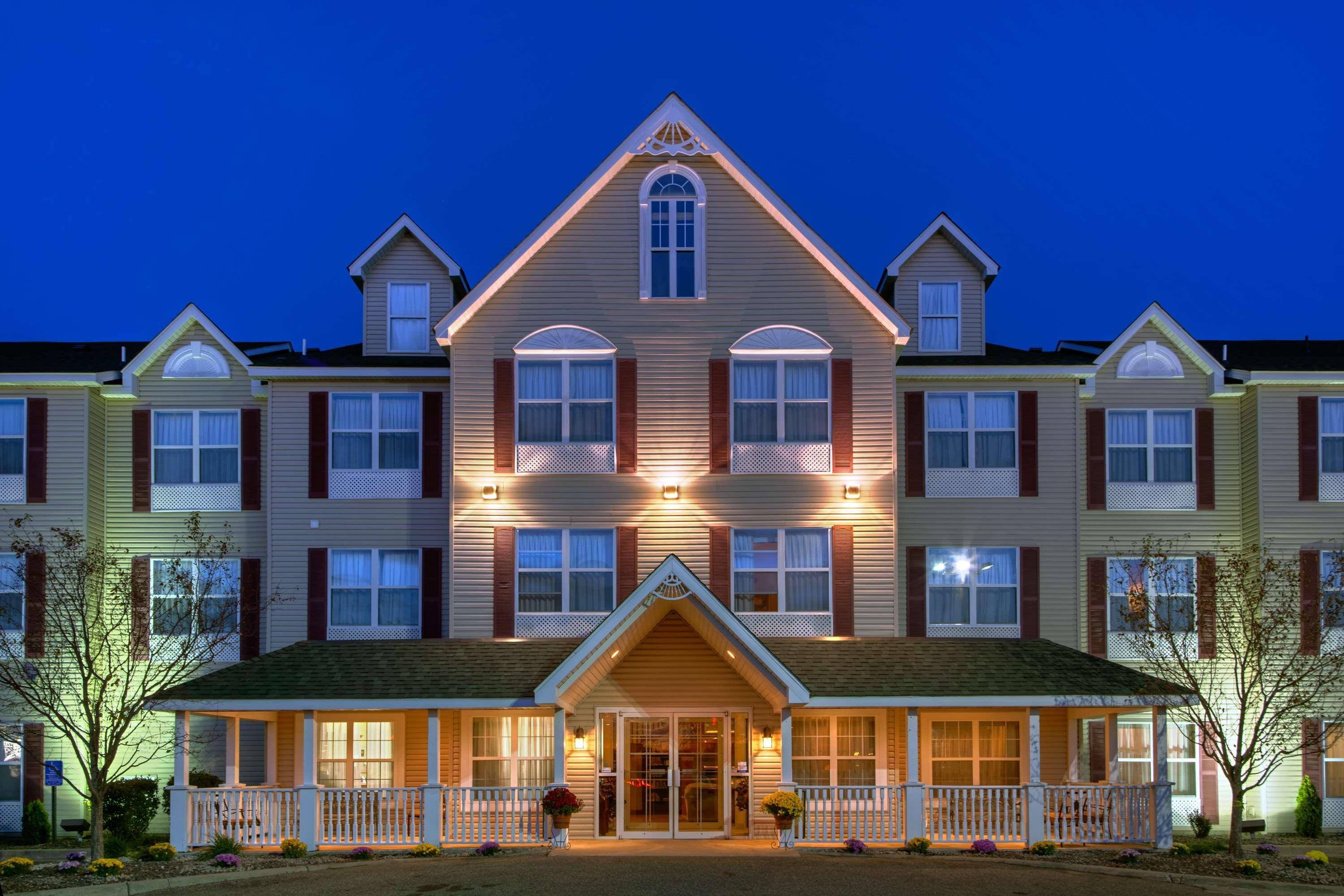 Country Inn & Suites By Radisson, Forest Lake, Mn Bagian luar foto