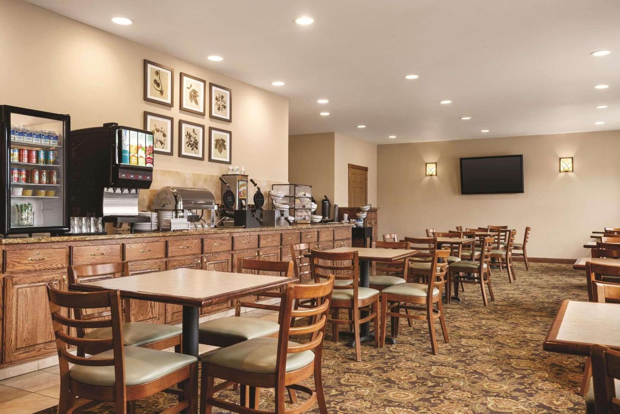 Country Inn & Suites By Radisson, Forest Lake, Mn Bagian luar foto