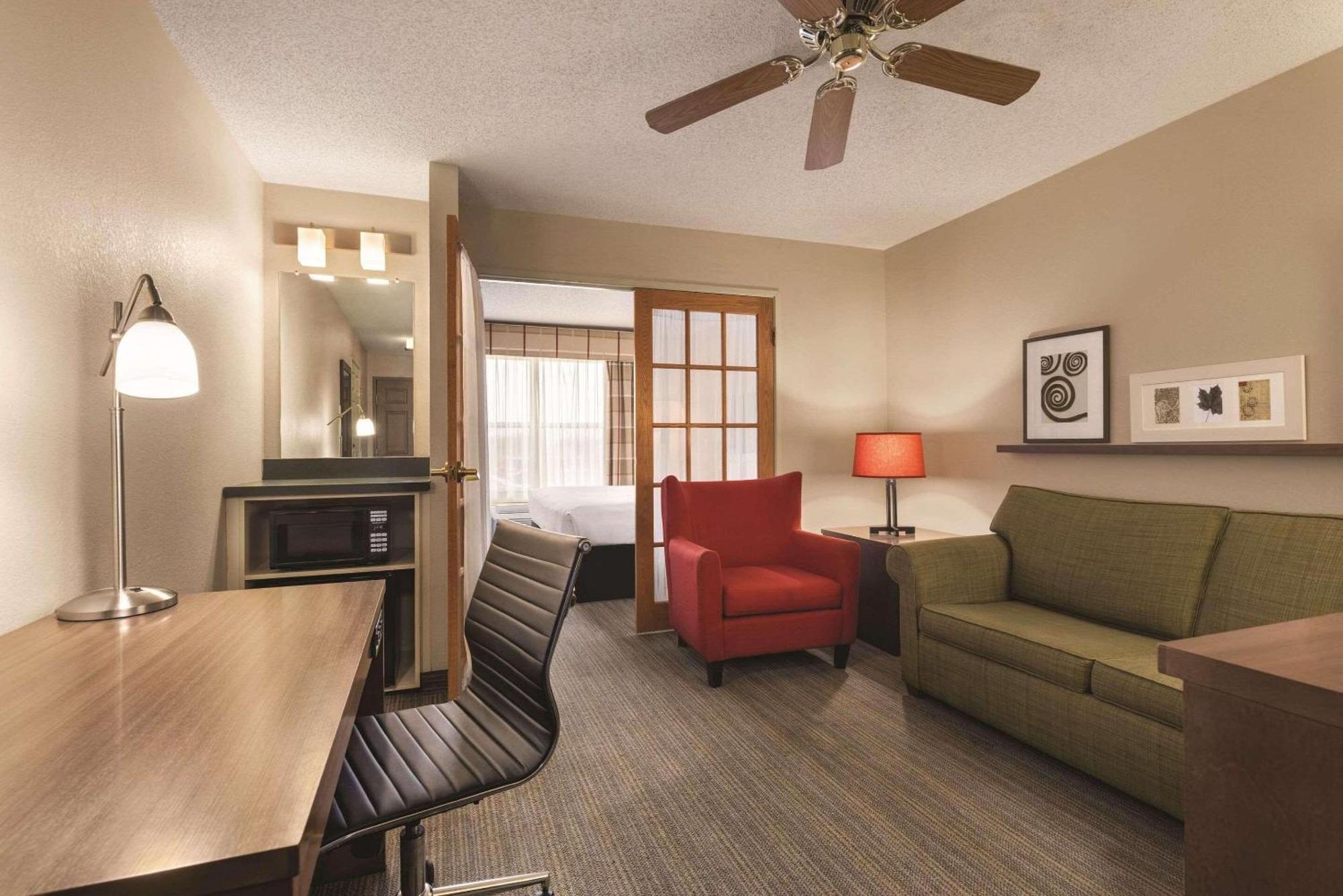 Country Inn & Suites By Radisson, Forest Lake, Mn Bagian luar foto